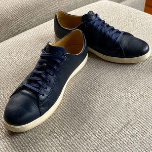Cole Haan casual navy blue size 9.5